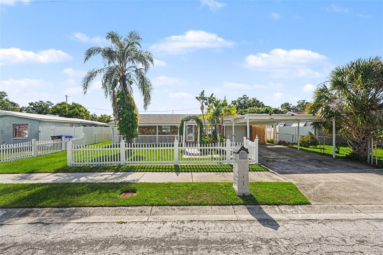 6006 Hubert Ave, Tampa, FL 33614