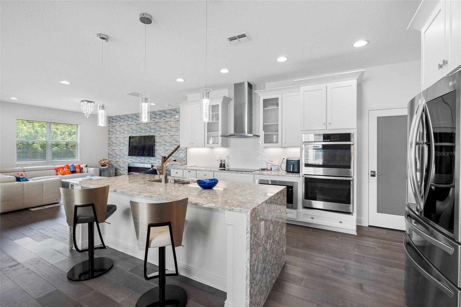 2425 Foggy Creek Cir, Clearwater, FL 33764 photo