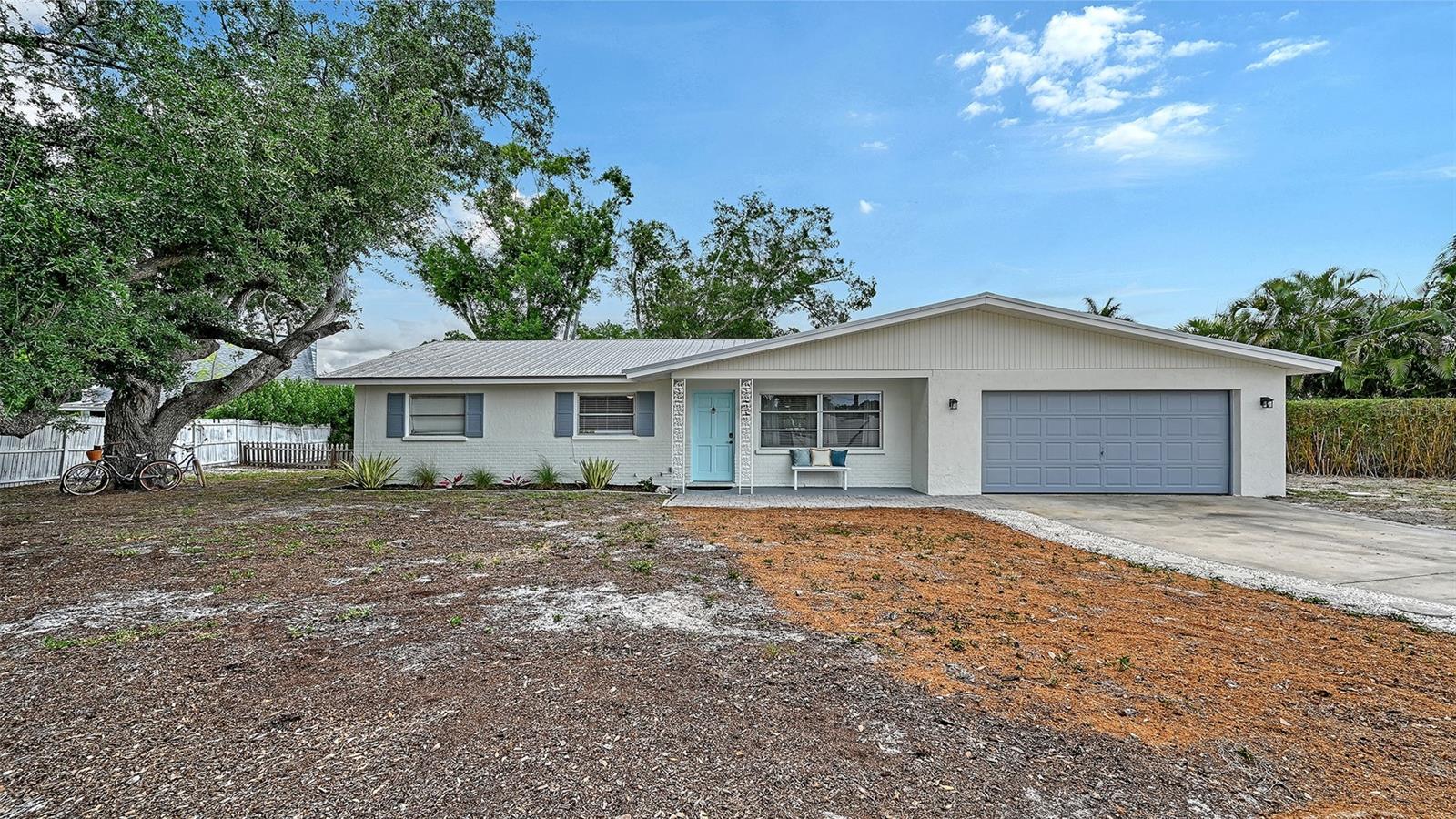 2103 Lusitania Dr, Sarasota, FL 34231 photo