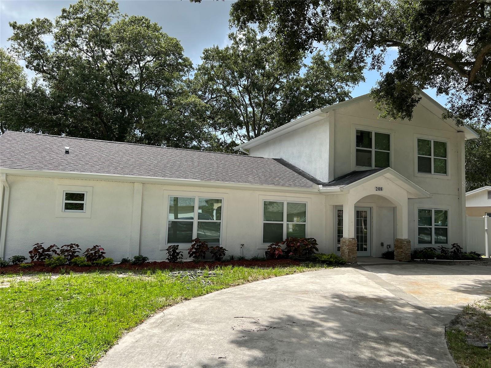 212 Elizabeth Ave, Clearwater, FL 33759