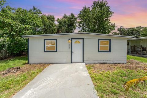 Single Family Residence in LAKELAND FL 833 N SUWANNEE AVENUE.jpg