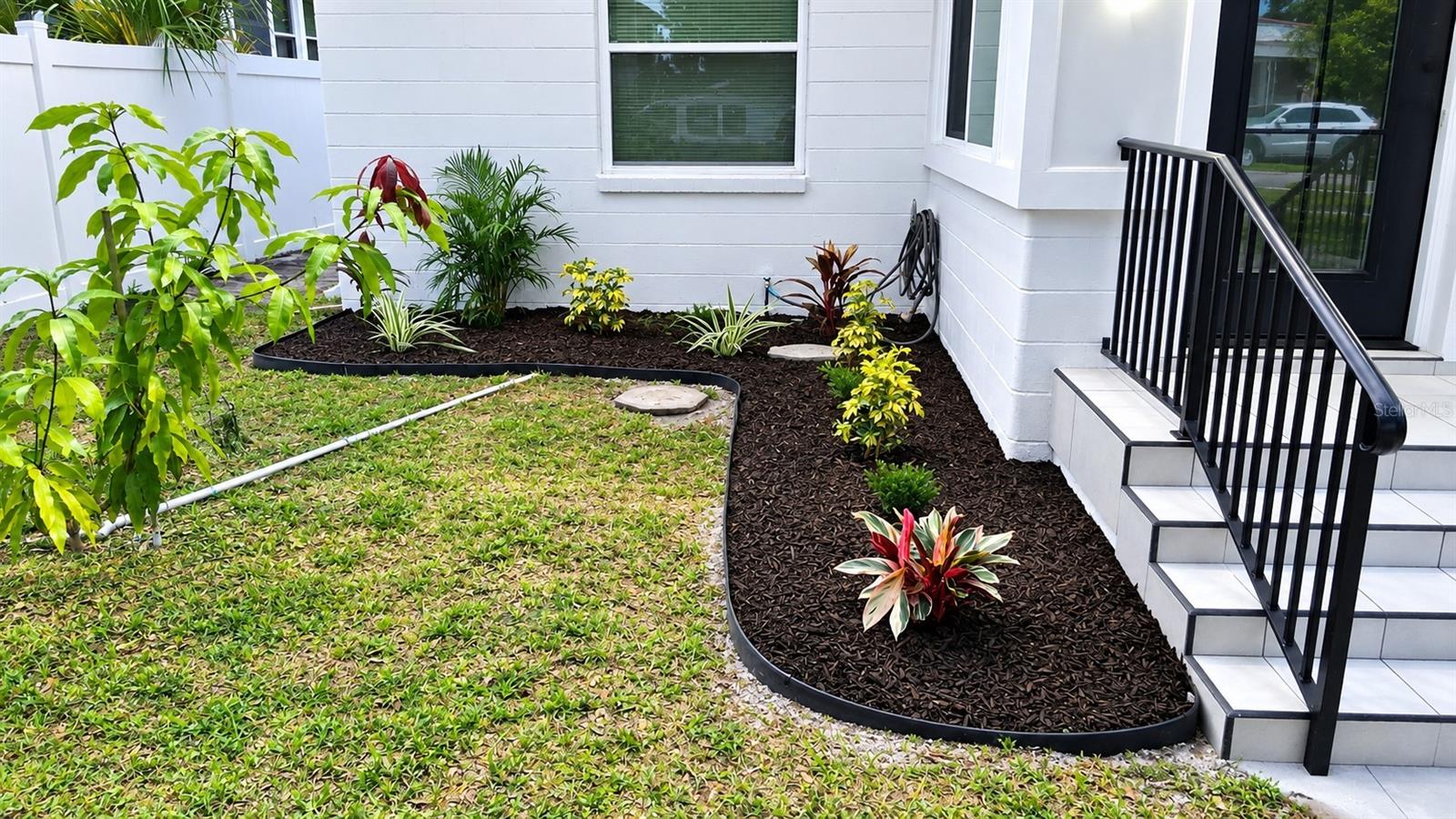 3745 1 Ave, Saint Petersburg, FL 33713 photo