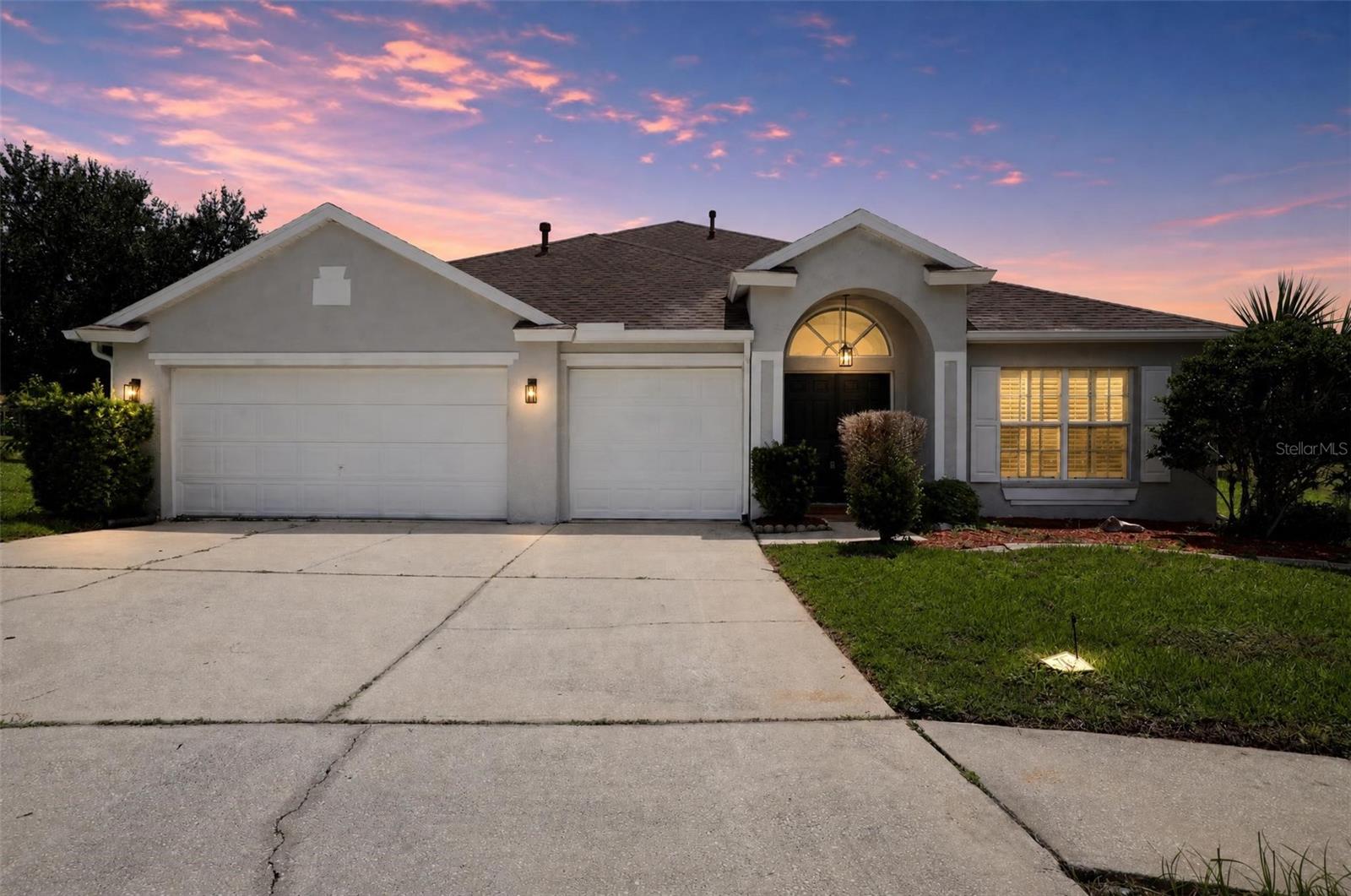 1321 Riverfield Ct, Valrico, FL 33596