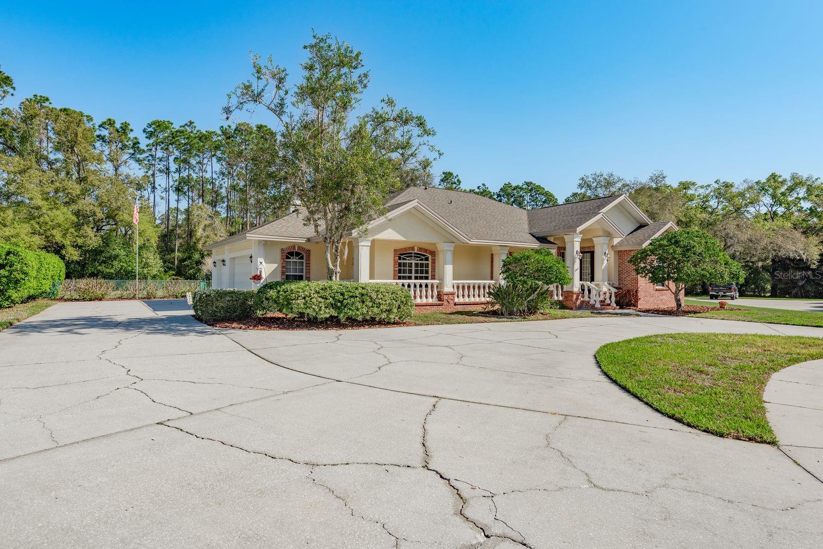 6207 Claire De Lune Ct, New Port Richey, FL 34655 photo