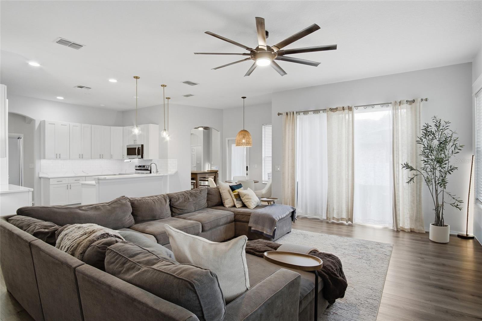 16548 Arrowhead Trl, Clermont, FL 34711 photo