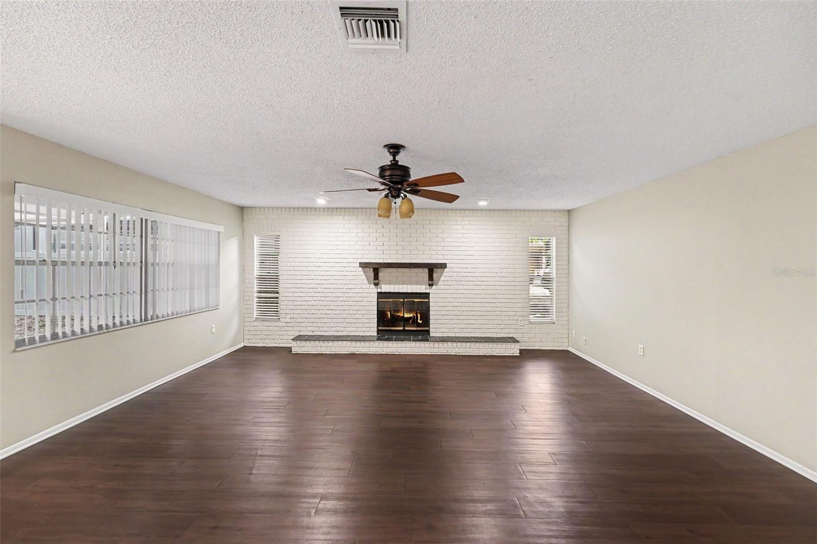 2431 Grove Ridge Dr, Palm Harbor, FL 34683 photo