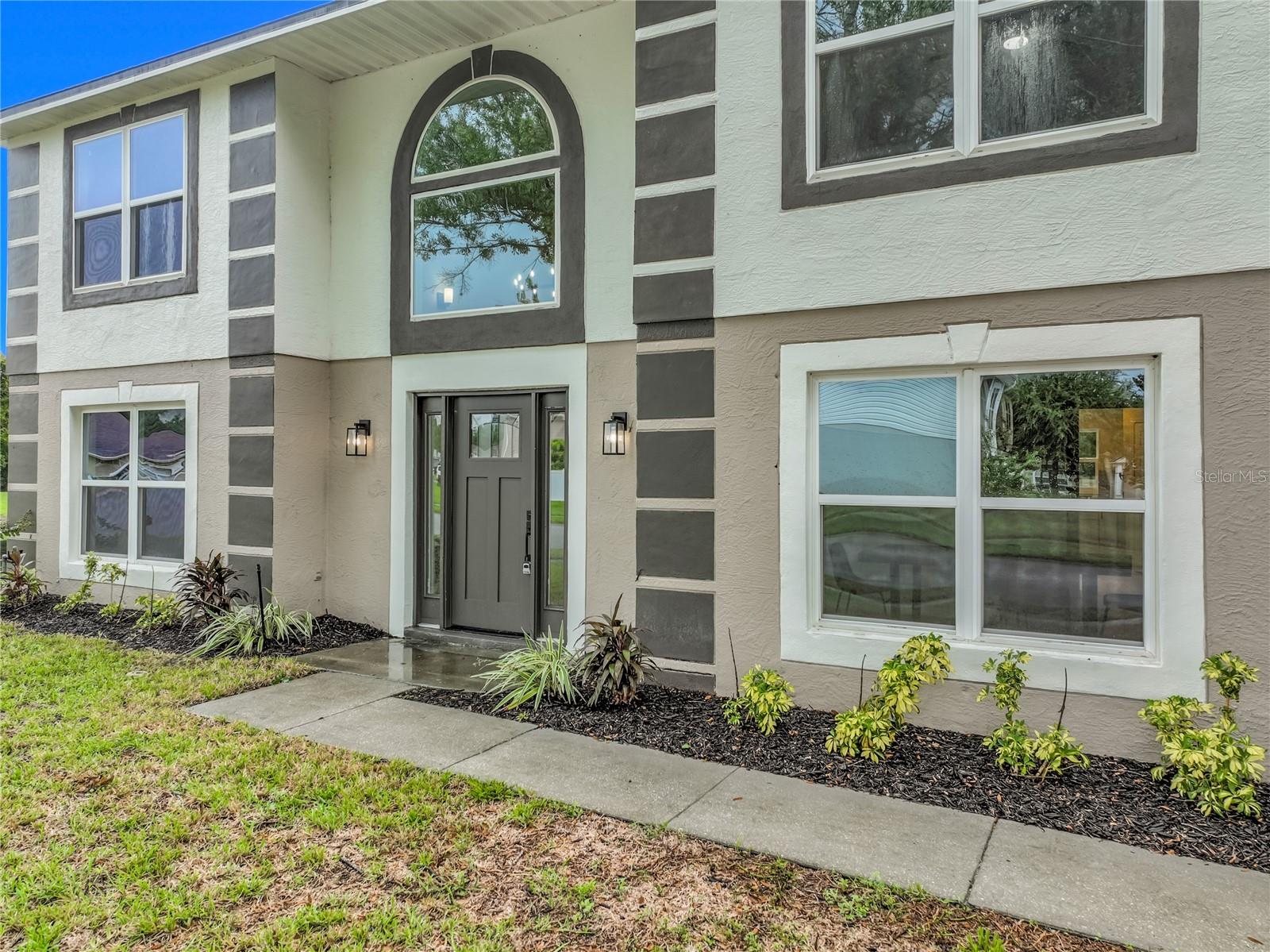 5039 Oak Tours Dr, Englewood, FL 32839 photo
