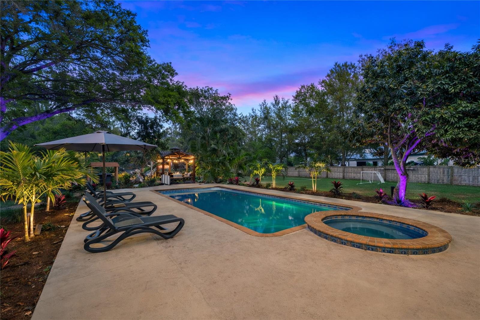 10852 131 St, Largo, FL 33774 photo