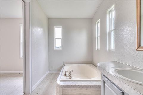 Manufactured Home in CENTER HILL FL 8767 CR-469 10.jpg