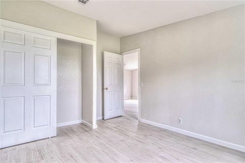 Manufactured Home in CENTER HILL FL 8767 CR-469 25.jpg