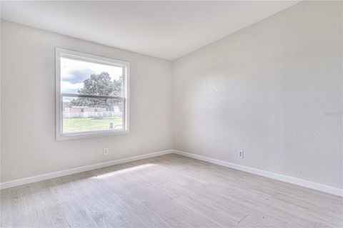 Manufactured Home in CENTER HILL FL 8767 CR-469 24.jpg