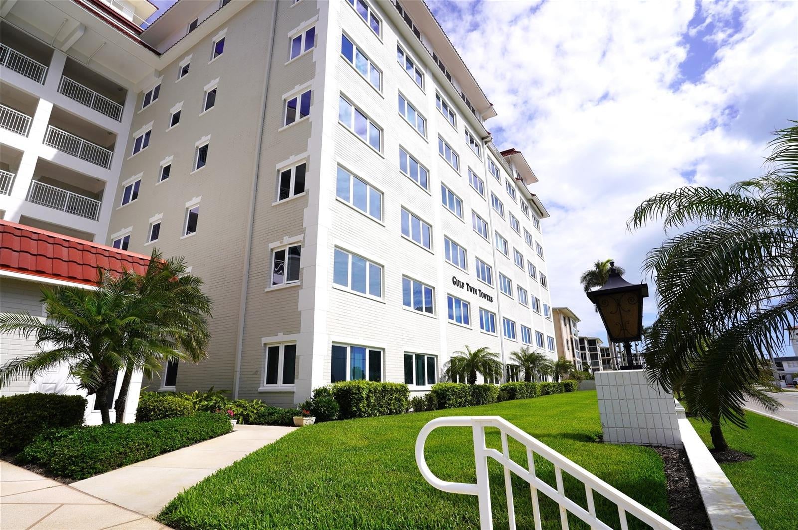 500 The Esplanade N 604, Venice, FL 34285 photo