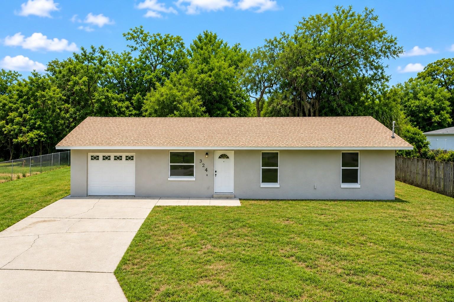 324 Queen Ave, Oviedo, FL 32765