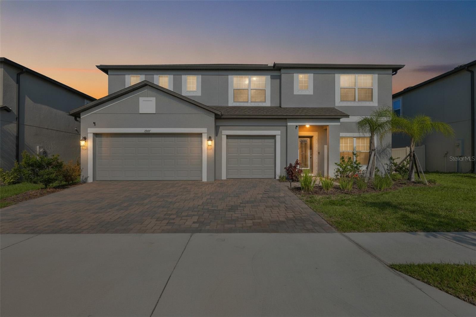 2927 Marine Grass Dr, Wimauma, FL 33598