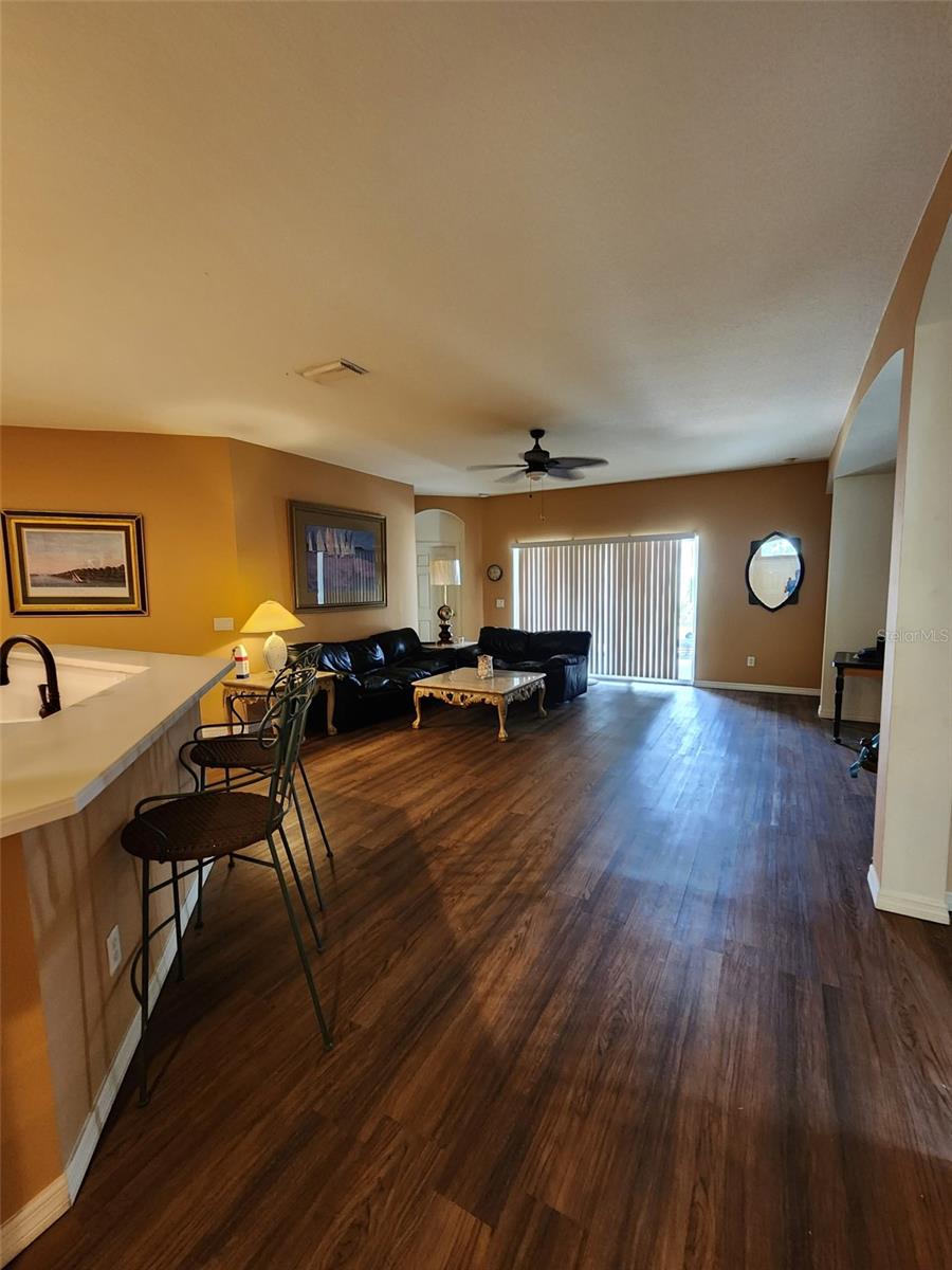 1829 Mira Lago Cir, Ruskin, FL 33570 photo
