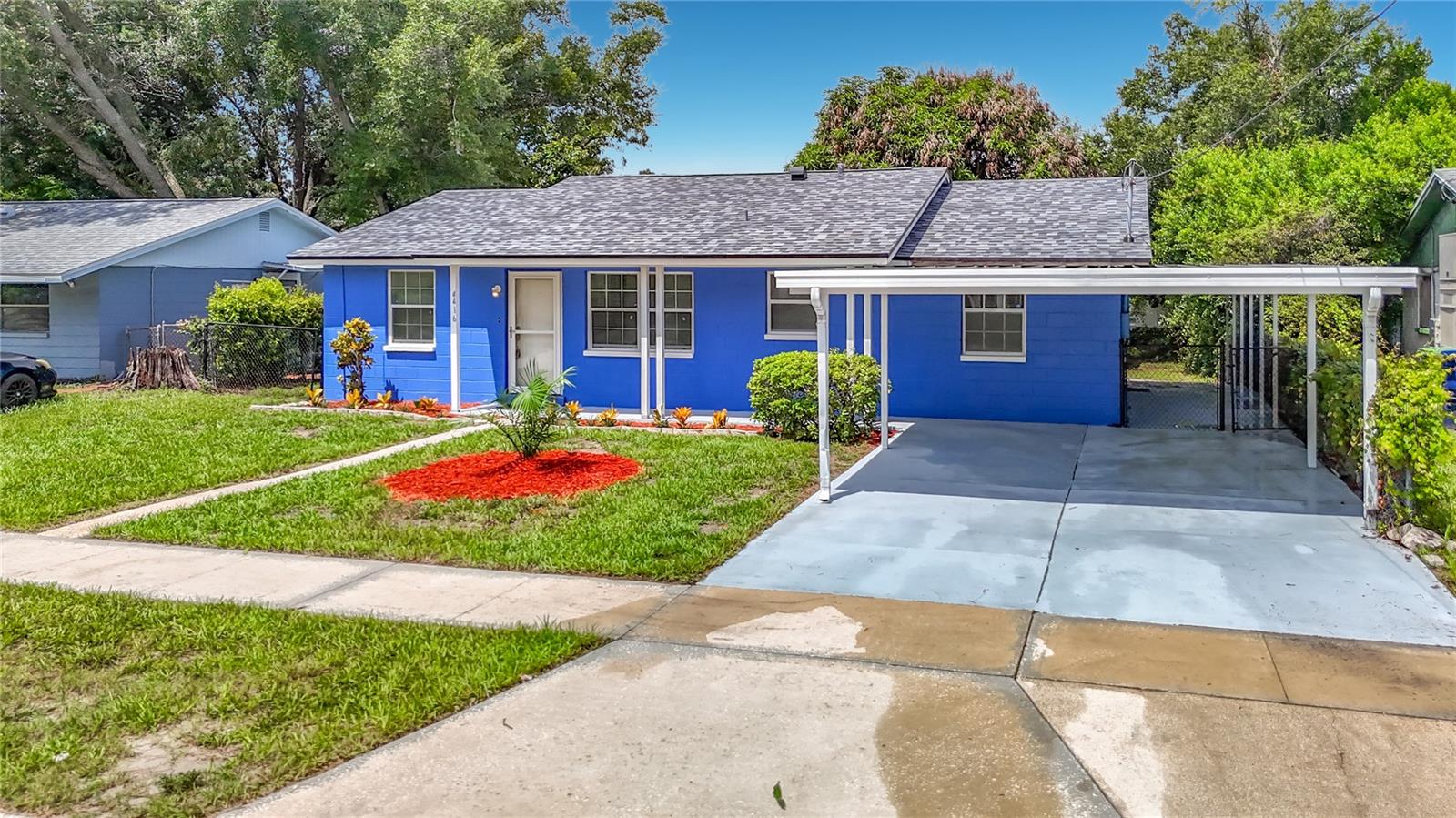 4416 N John Bell Jr Dr, Tampa, FL 33610 photo