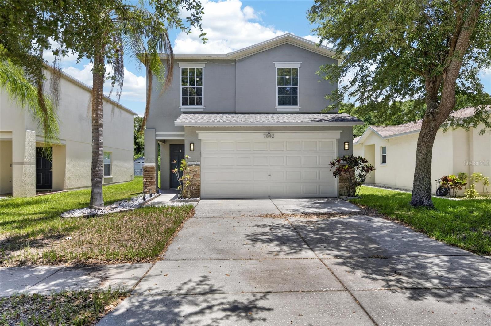 7842 Carriage Pointe Dr, Gibsonton, FL 33534 photo