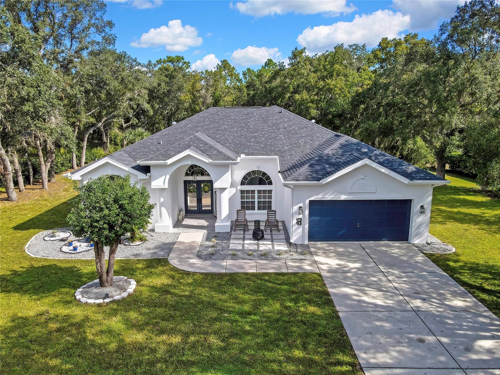83 Oak Village Blvd, Homosassa, FL 34446