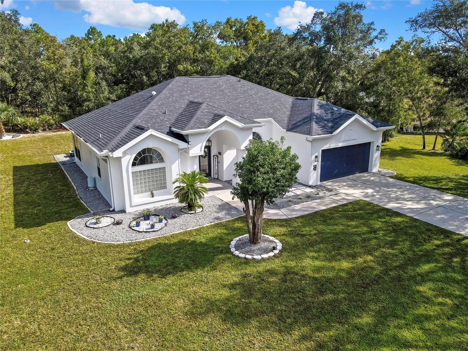 83 Oak Village Blvd, Homosassa, FL 34446 photo