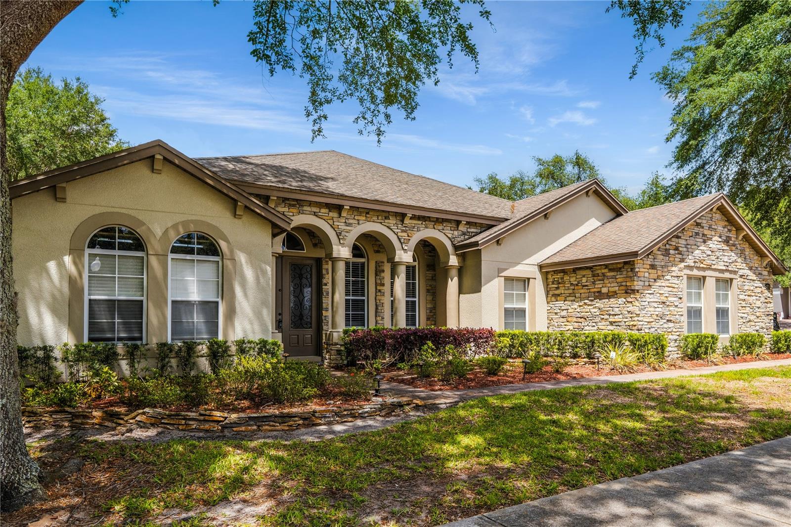2928 Park Meadow Dr, Apopka, FL 32703