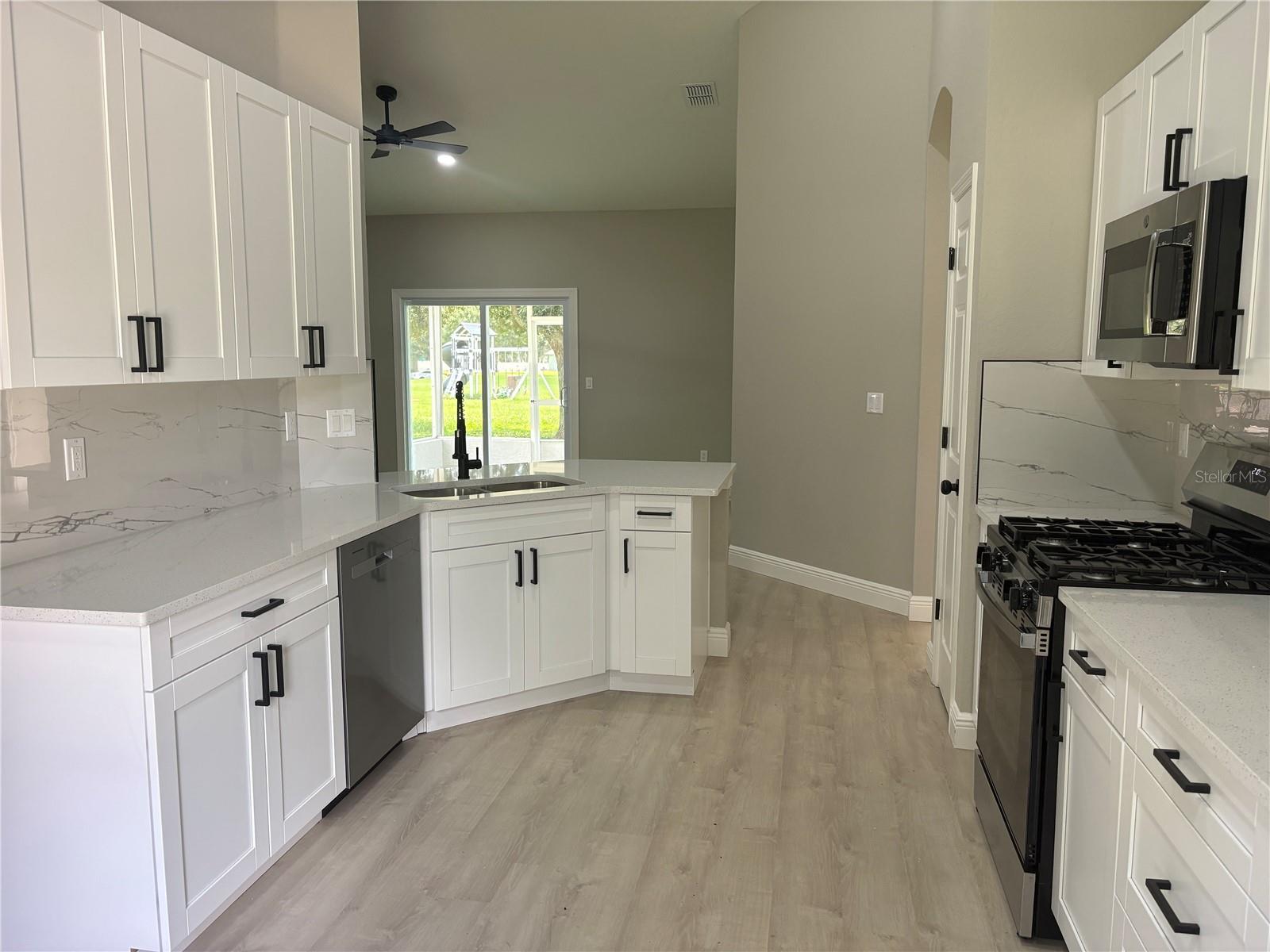 1415 Cristo Rey Pl, Plant City, FL 33566 photo