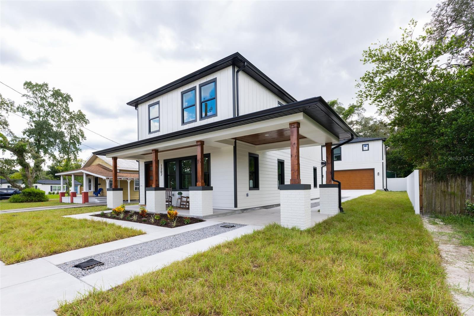 1207 E Ellicott St, Tampa, FL 33603 photo