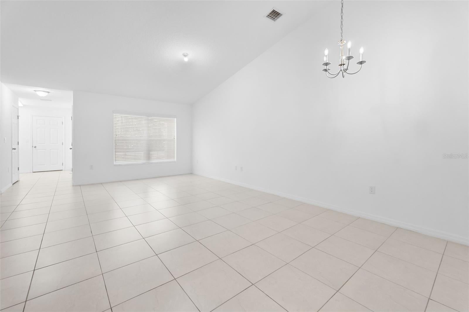 10 Pontiac Ln, Palm Coast, FL 32164 photo