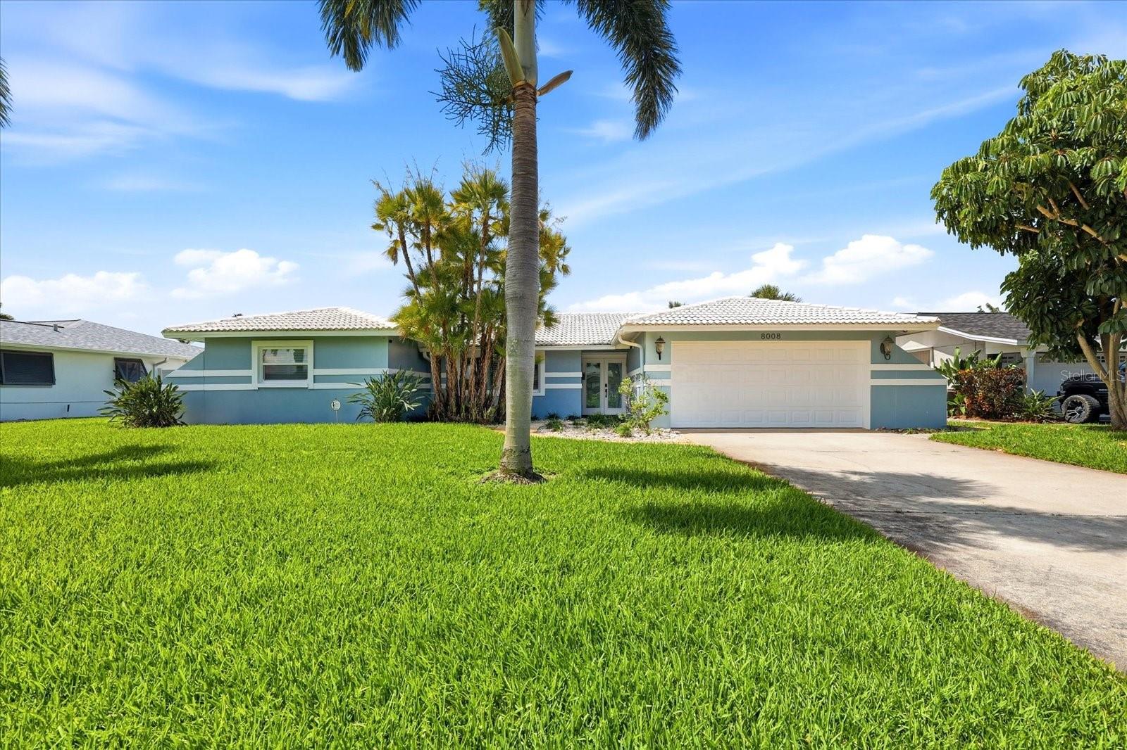 8008 13 Ave, Saint Petersburg, FL 33707 photo