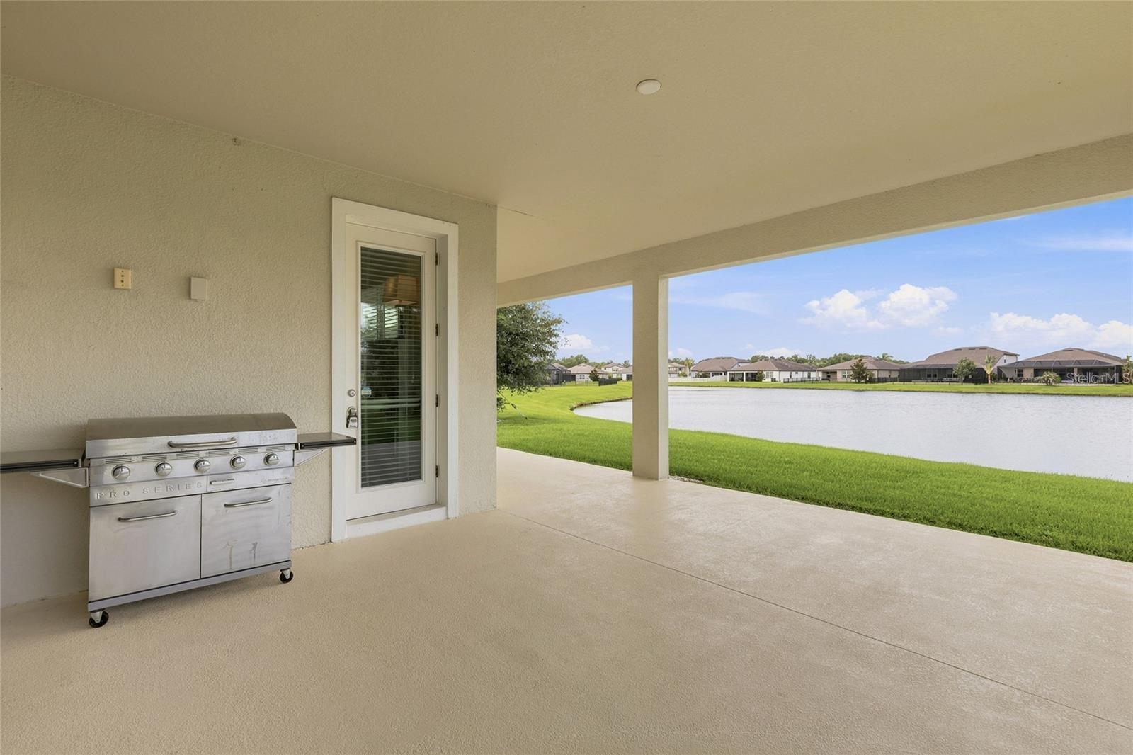 7697 Roma Dune Dr, Wesley Chapel, FL 33545 photo