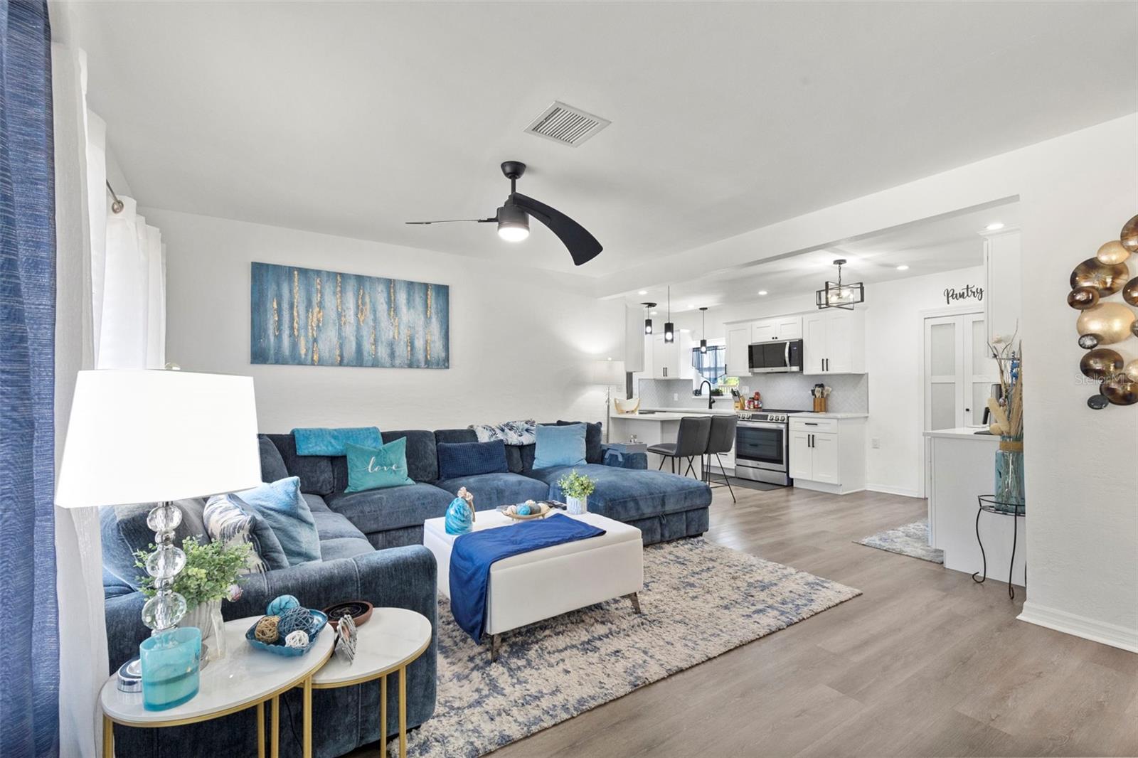 4832 5 St, Saint Petersburg, FL 33705 photo