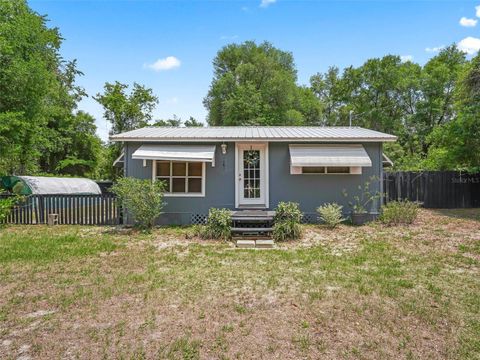 Single Family Residence in SILVER SPRINGS FL 1081 SE 174TH TERRACE.jpg