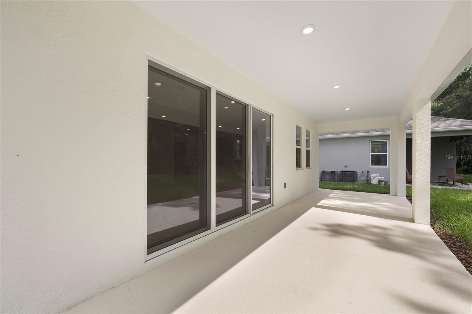 5171 Mockingbird Sound Ct, Sanford, FL 32773 photo