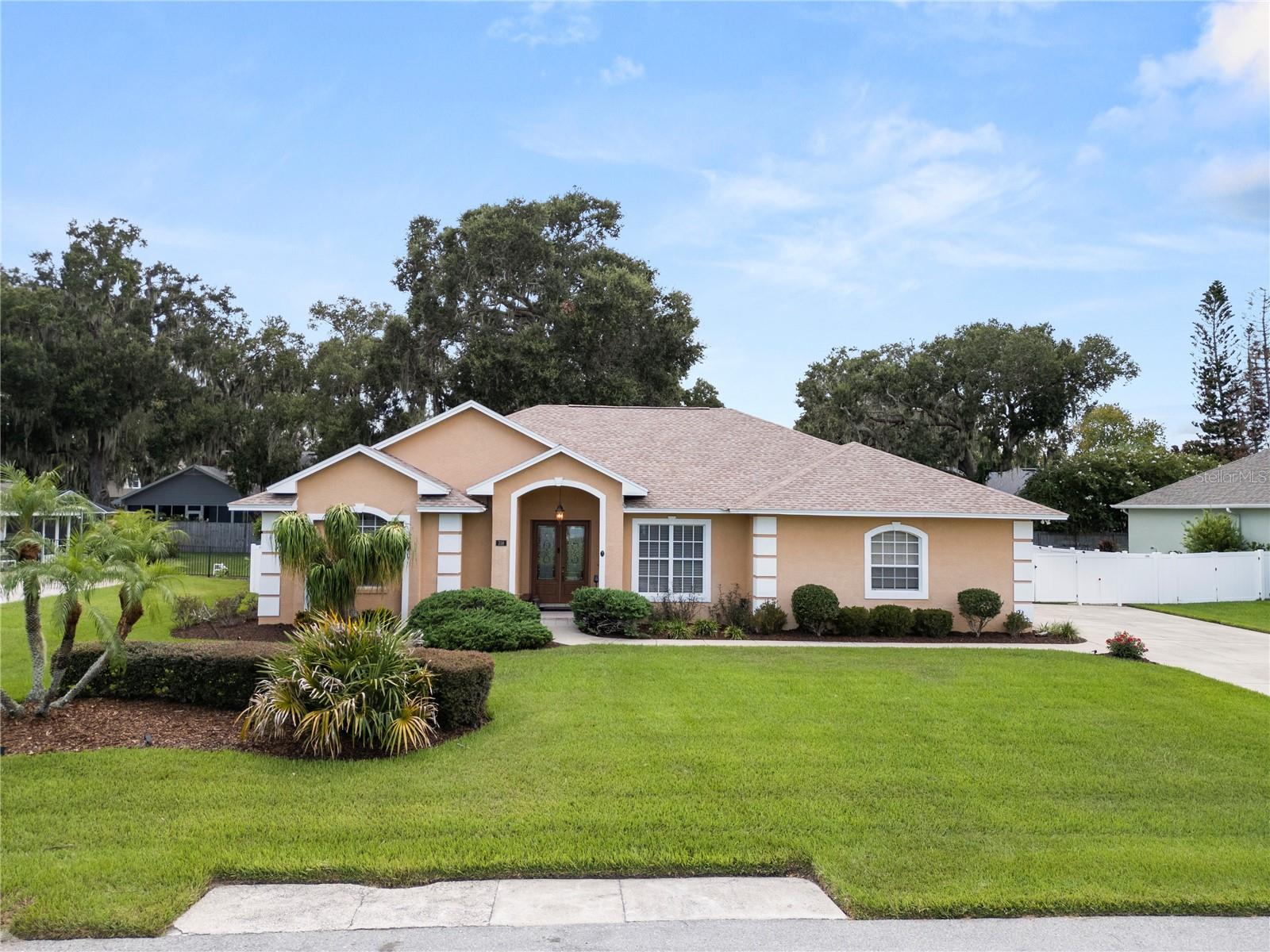 318 Hamilton Shores Dr, Winter Haven, FL 33881 photo