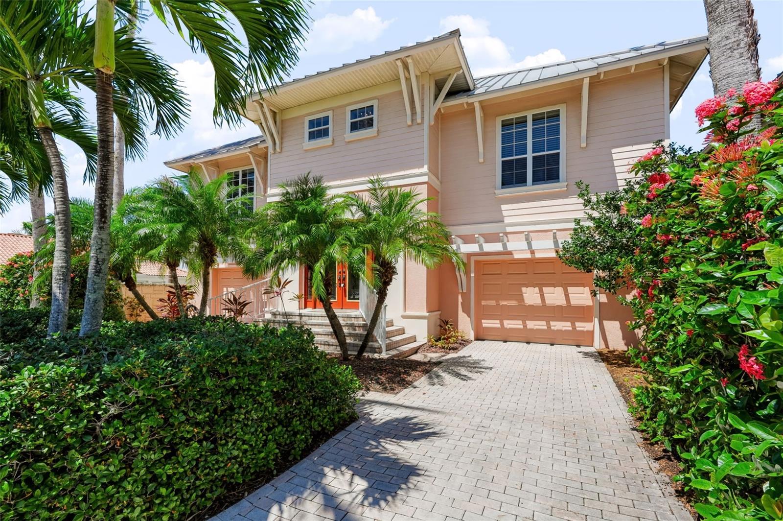 102 Wimbledon Ct, Redington Shores, FL 33708 photo