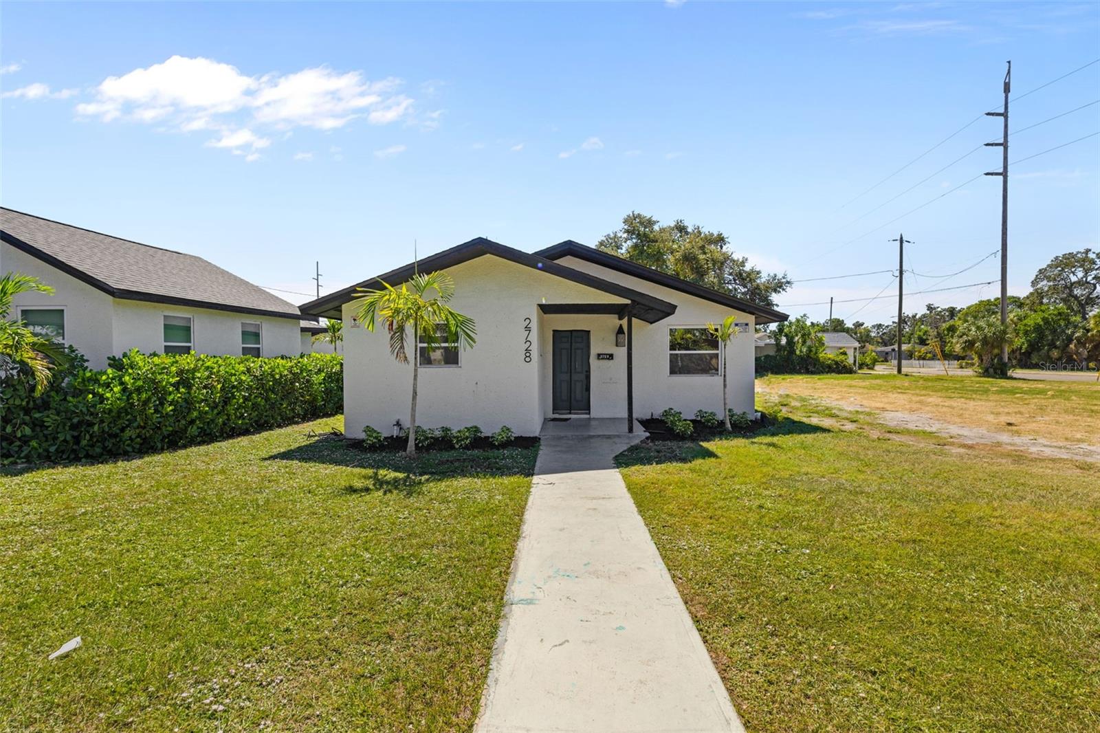 2722 14 Ave, Saint Petersburg, FL 33712 photo