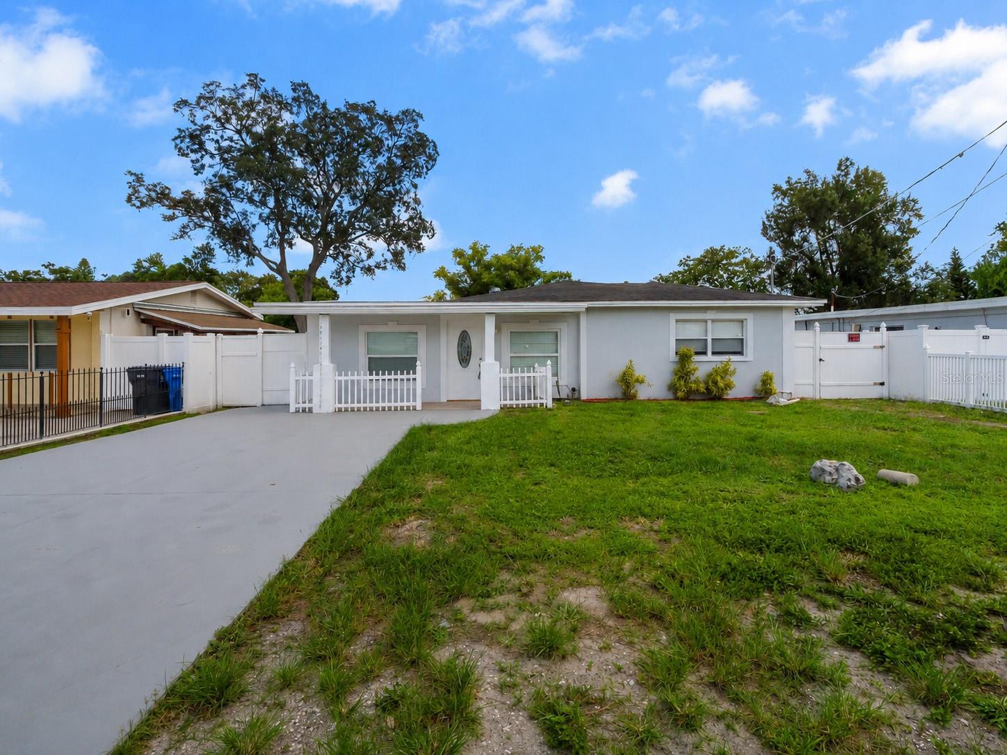 7413 Arrawana Ave, Tampa, FL 33614