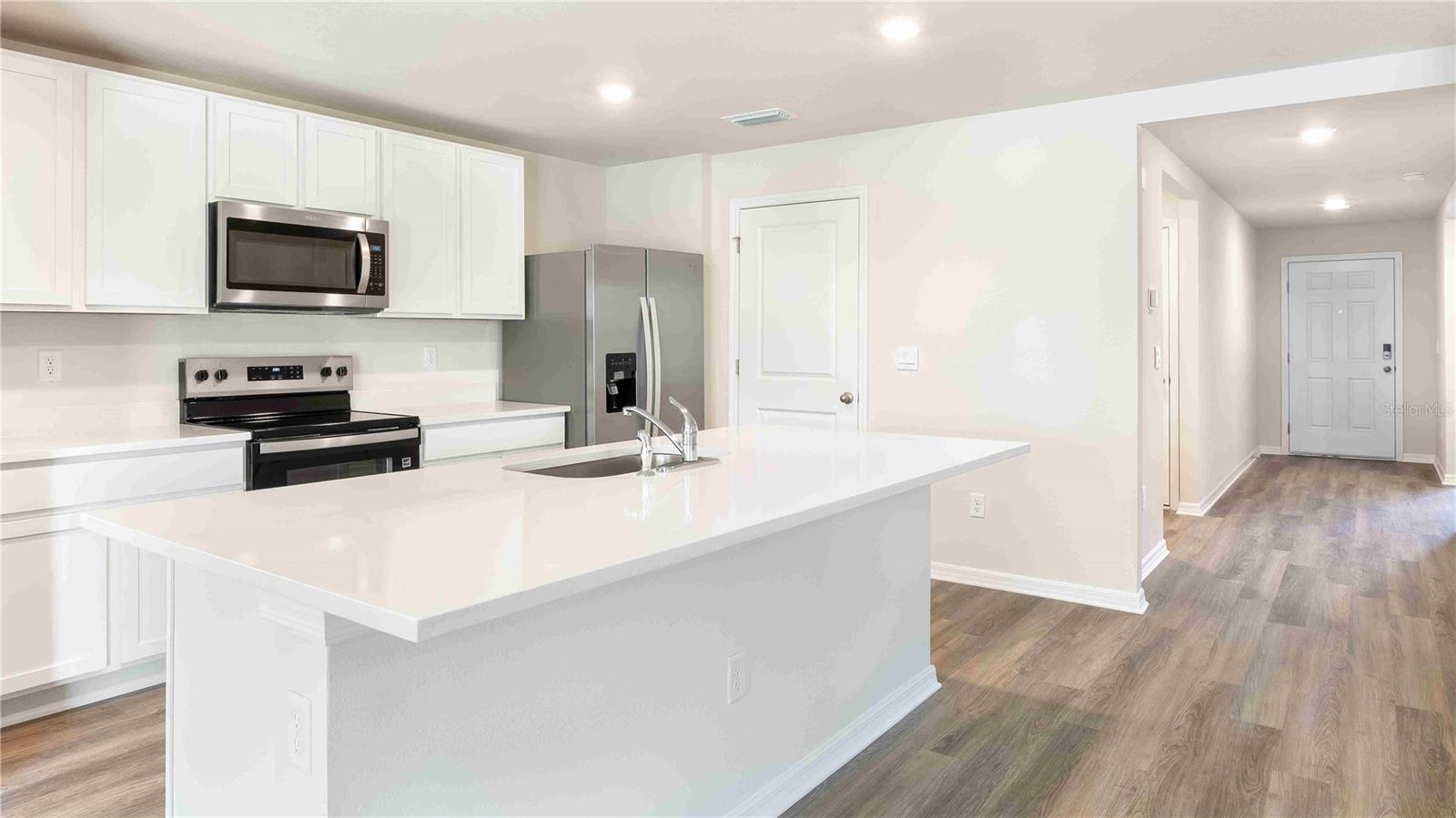 18223 Beehive Terrace, Bradenton, FL 34211 photo