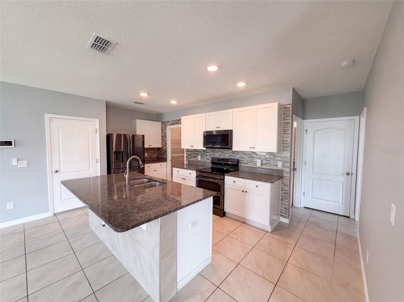 3074 Timber Hawk Cir, Ocoee, FL 34761 photo