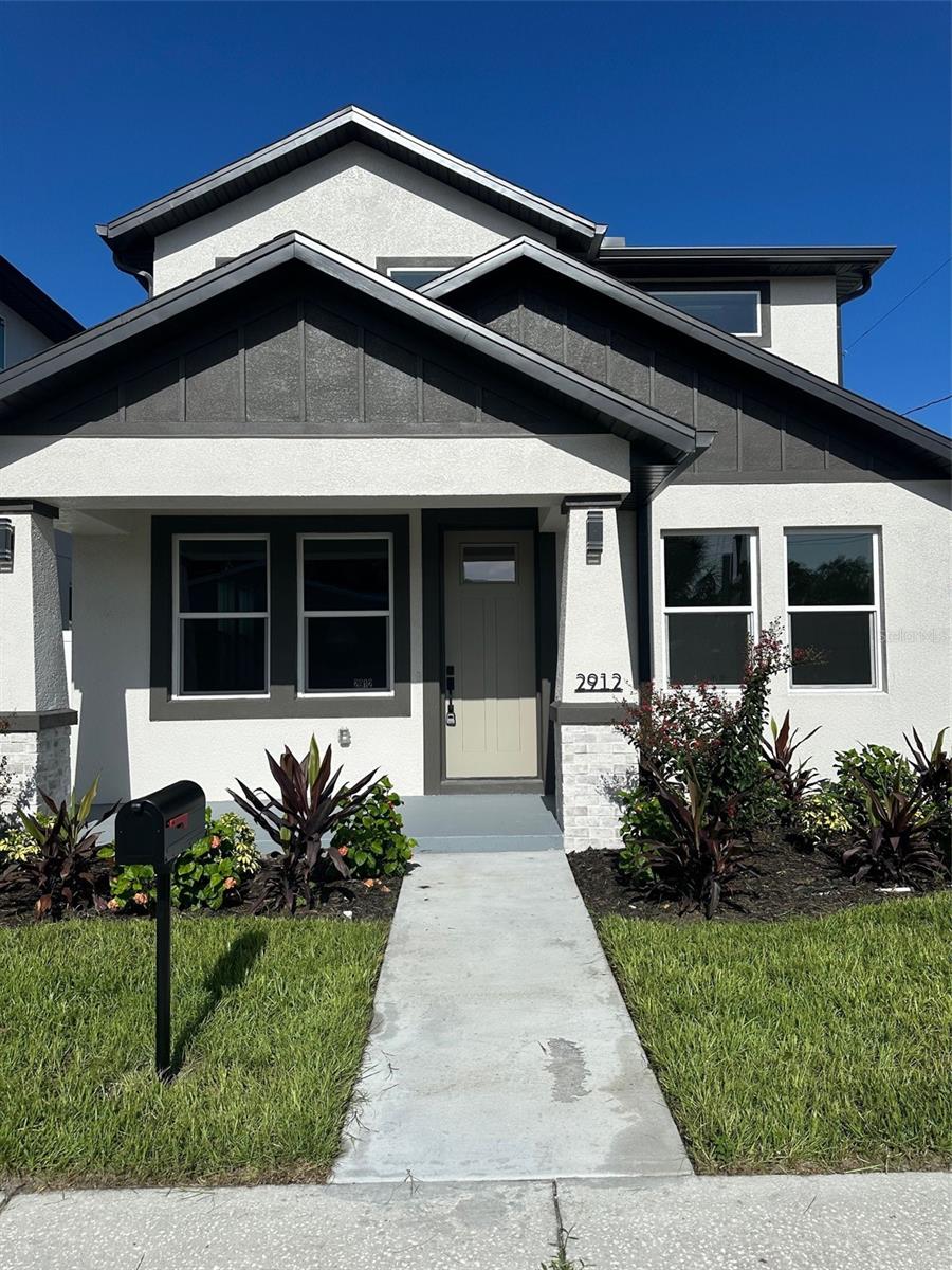 2912 21 St, Tampa, FL 33605