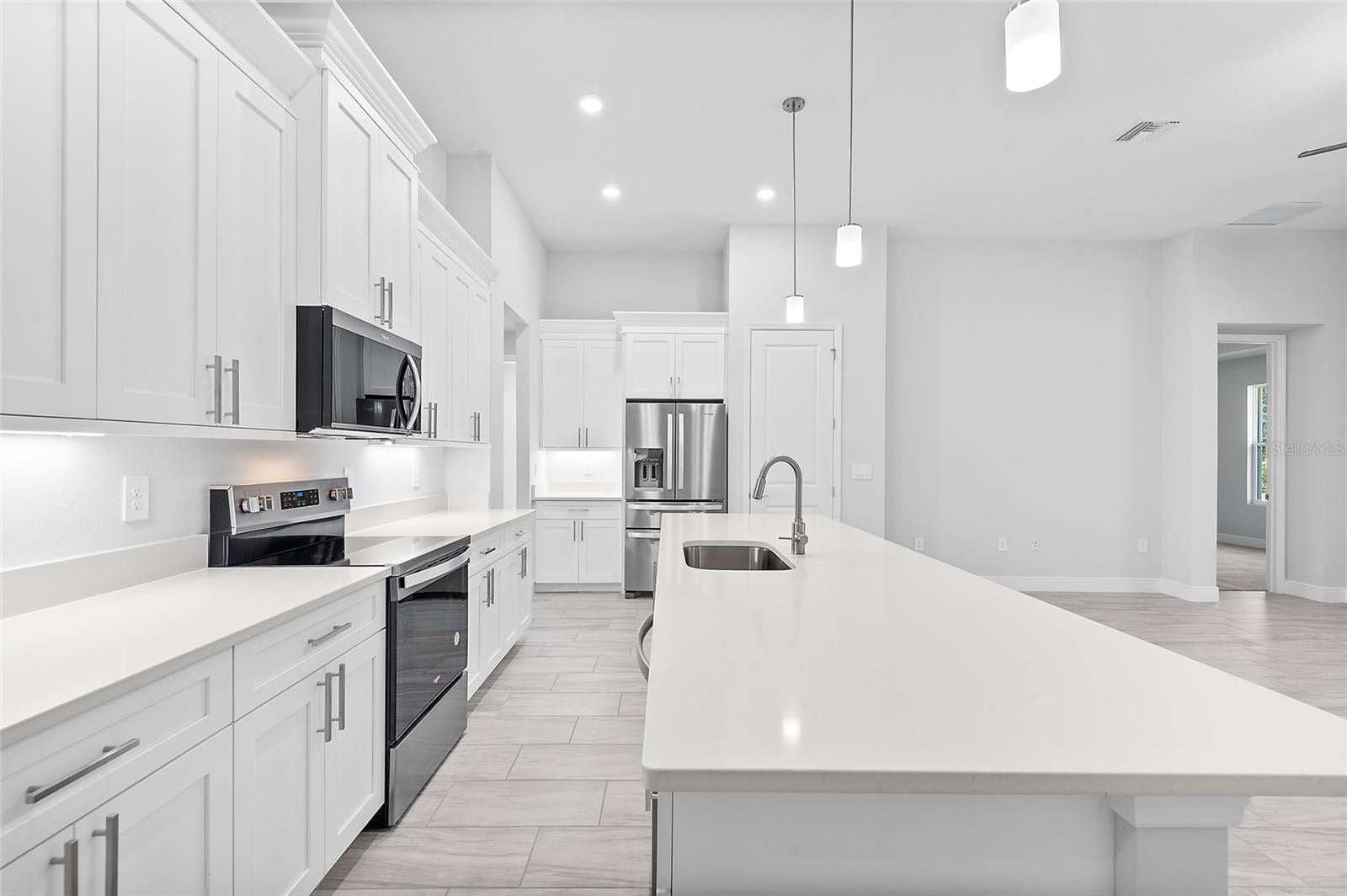 335 Miller Rd, Sanford, FL 32773 photo