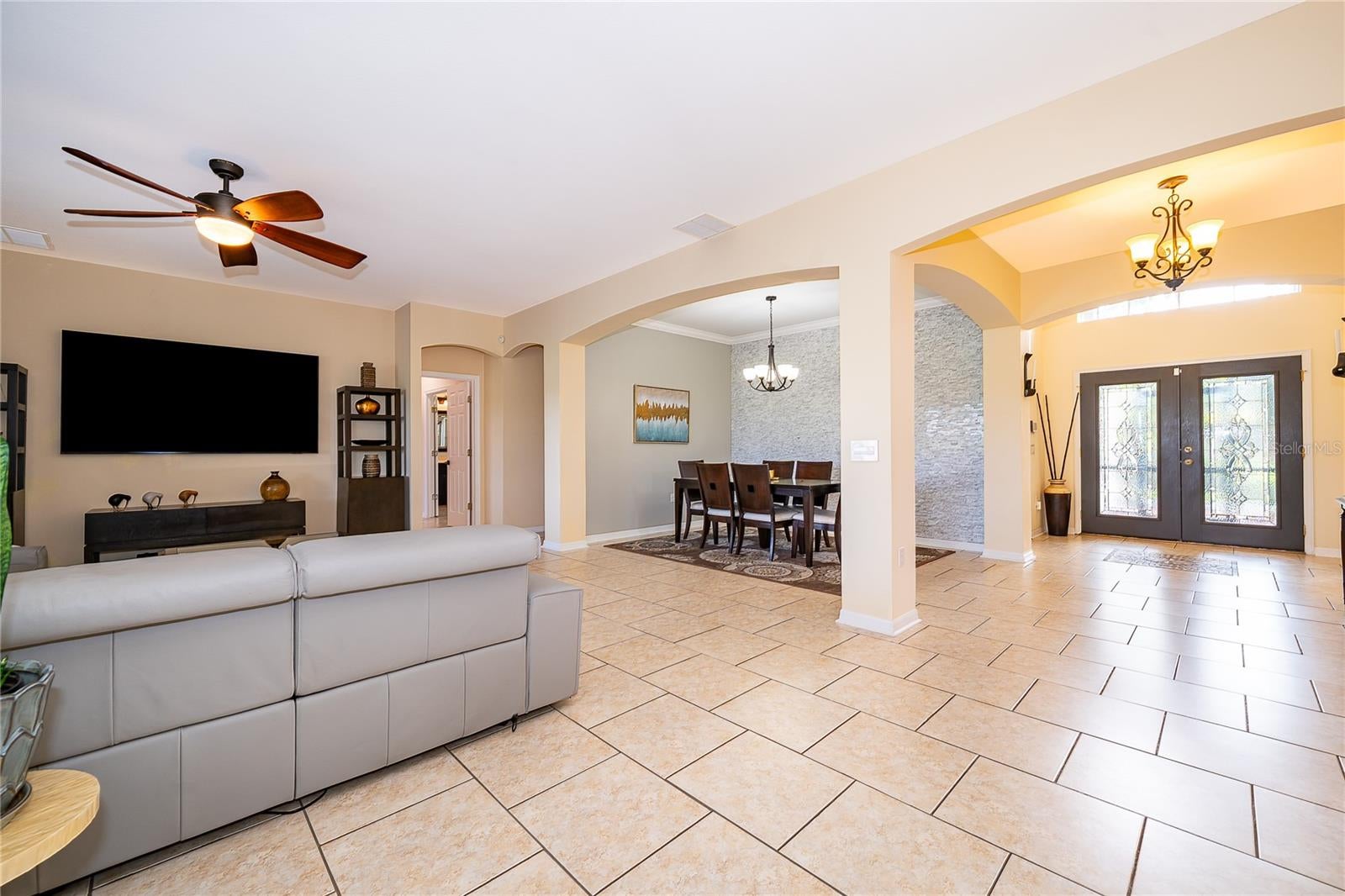 3426 Harborside Ct, Kissimmee, FL 34746 photo
