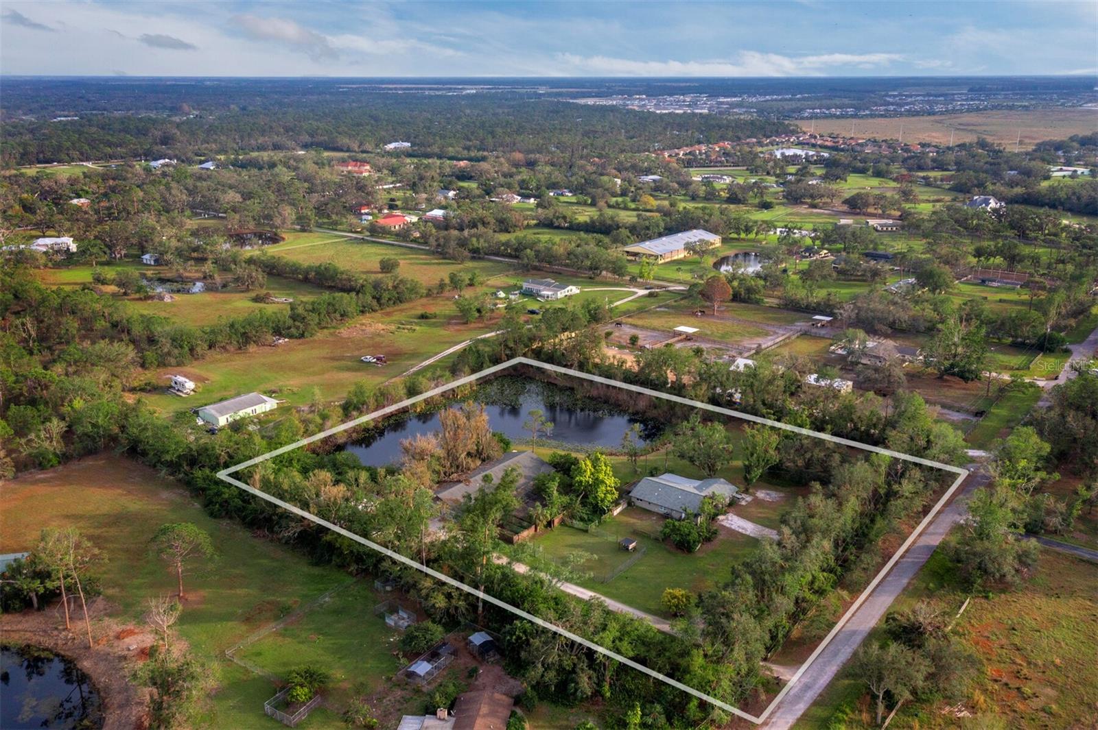5645 Churchill Downs Rd, Sarasota, FL 34241 photo