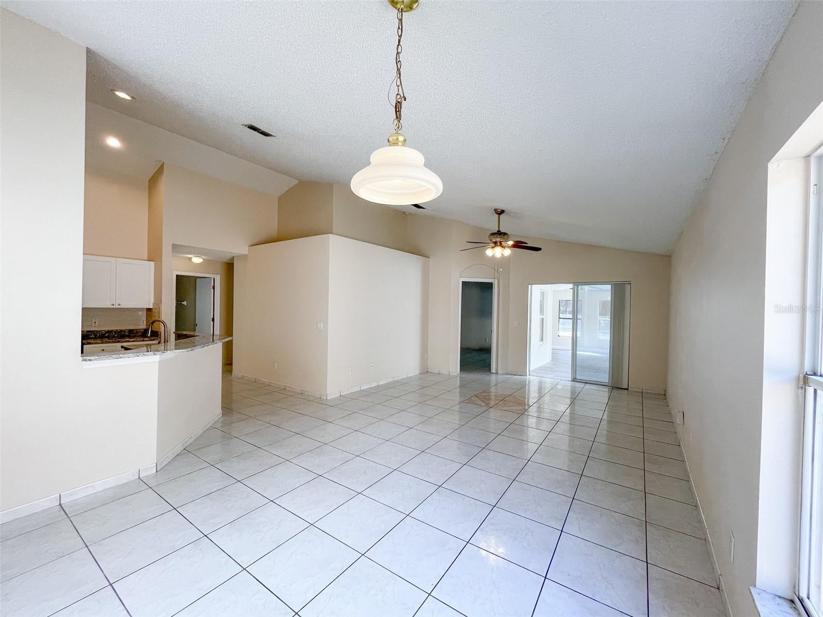 1902 Palmetto Pine Ln, Orlando, FL 32826 photo