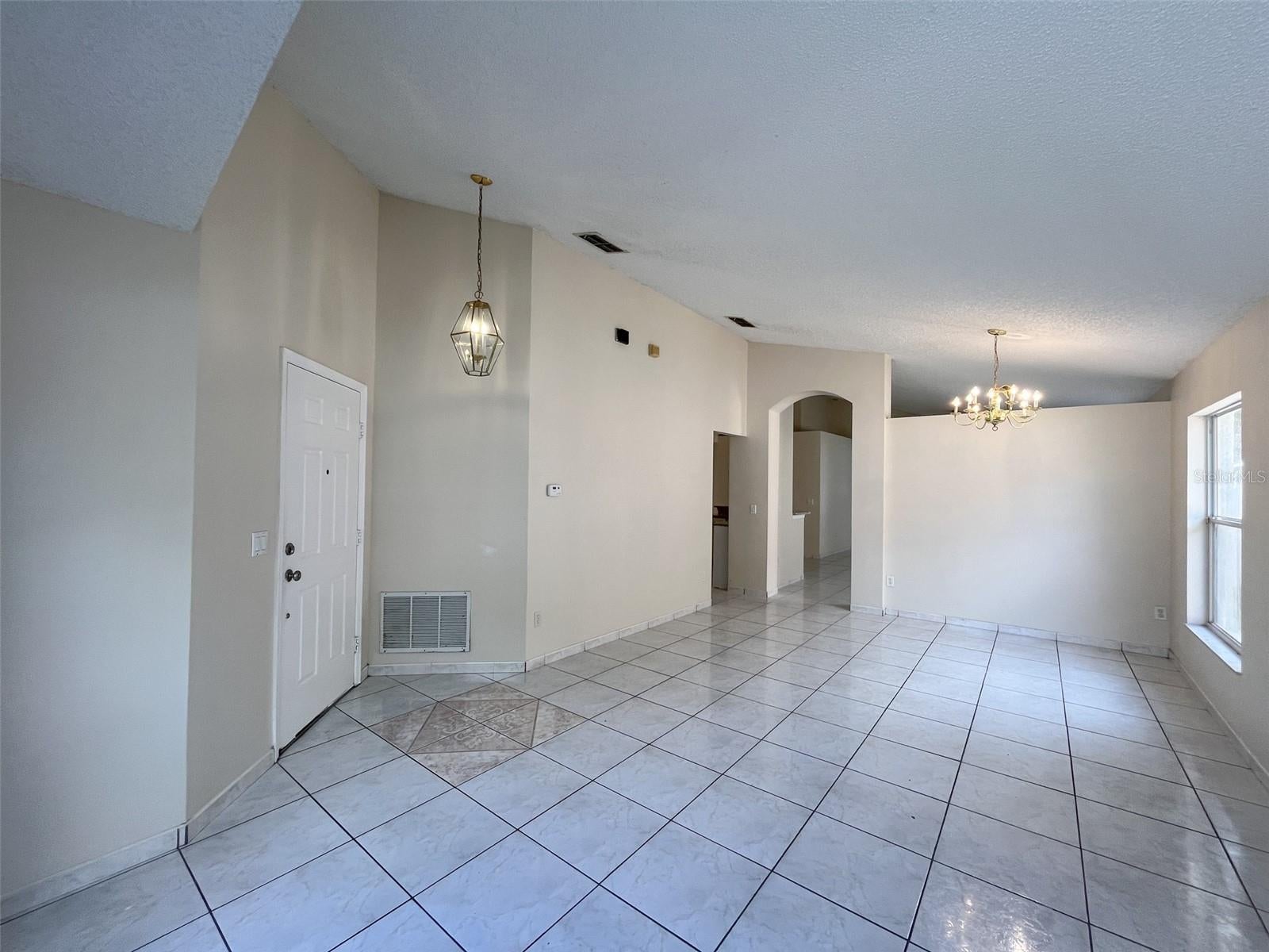 1902 Palmetto Pine Ln, Orlando, FL 32826 photo