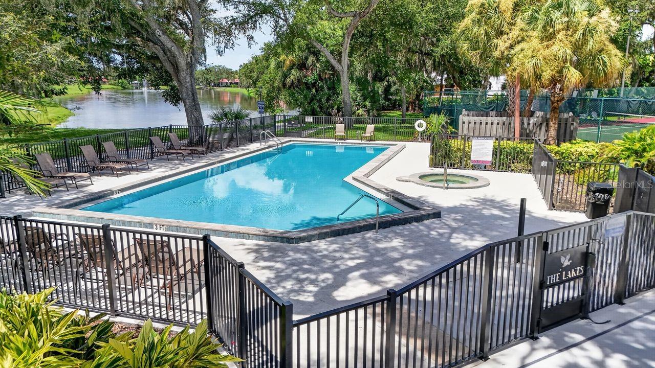 4395 Oak View Dr, Sarasota, FL 34232 photo