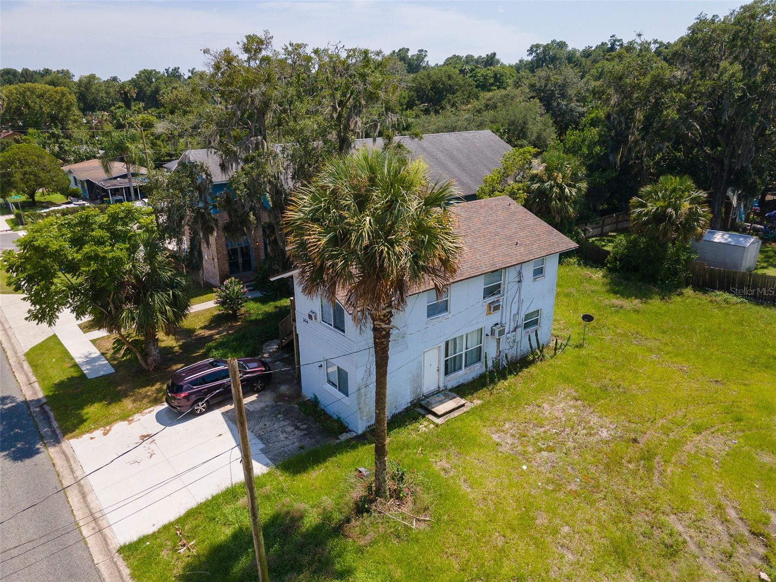 304 Adelle Ave, Deland, FL 32720