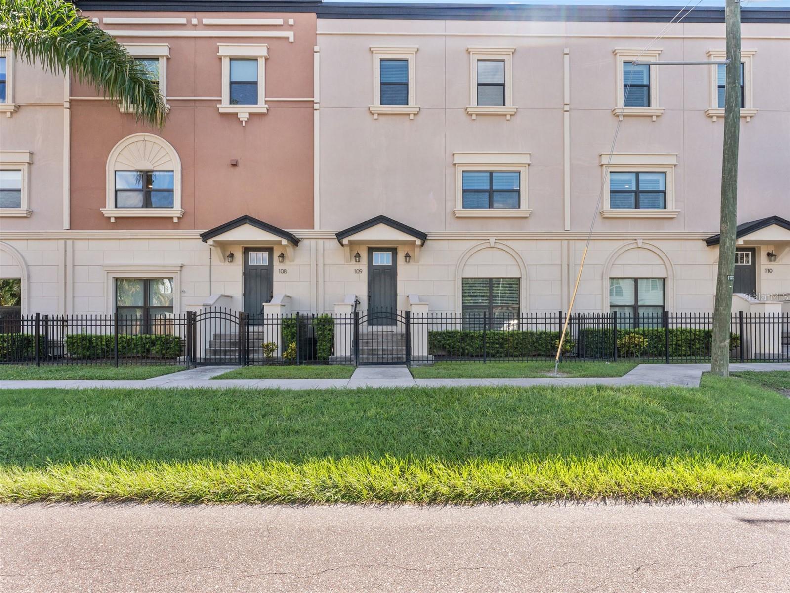 3421 Horatio St, Tampa, FL 33609