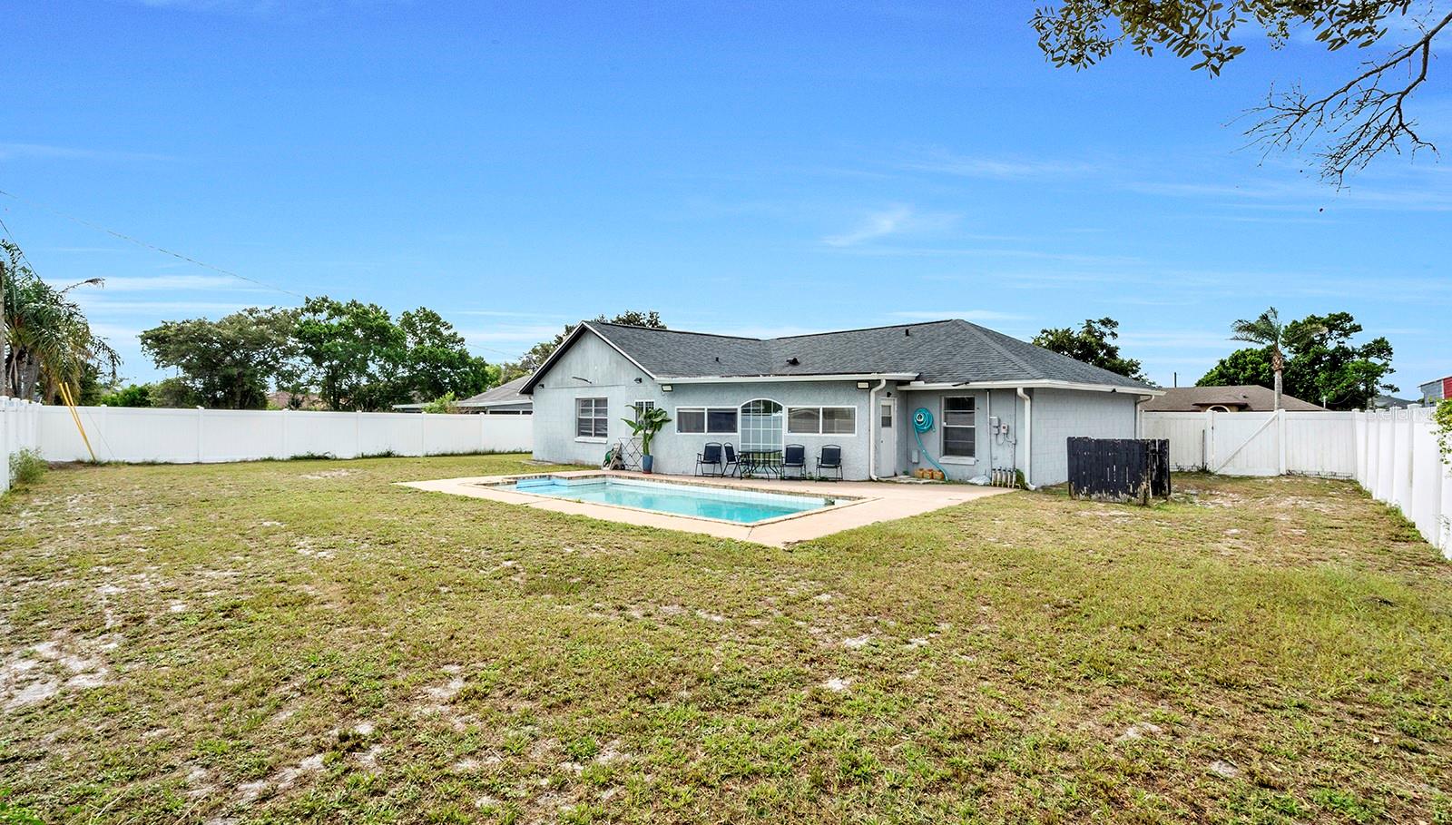 1160 Manitoba St, Deltona, FL 32725 photo