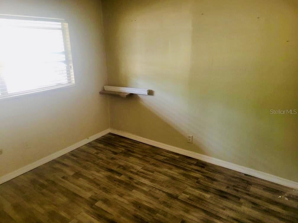 5050 74 St #1, Saint Petersburg, FL 33709 photo