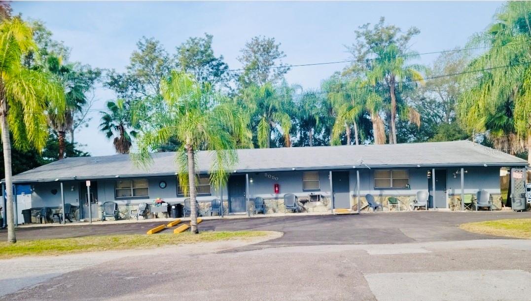 5050 74 St, Saint Petersburg, FL 33709